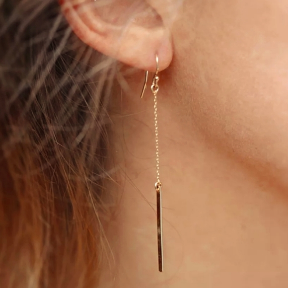 Trendy Long Dangle Earrings - Picture 2 of 7